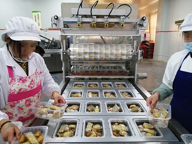 Últimos blogs de la empresa sobre Sellador automático de bandejas para la línea de producción de sellado de pasteles